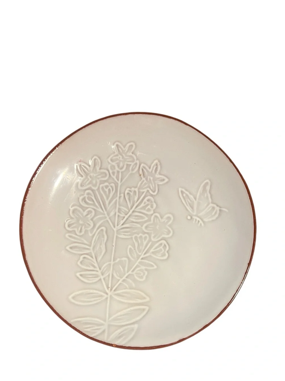 Pier 1 Terracotta Set of 4 White Embossed Floral 6” Salad/Dessert Plates
